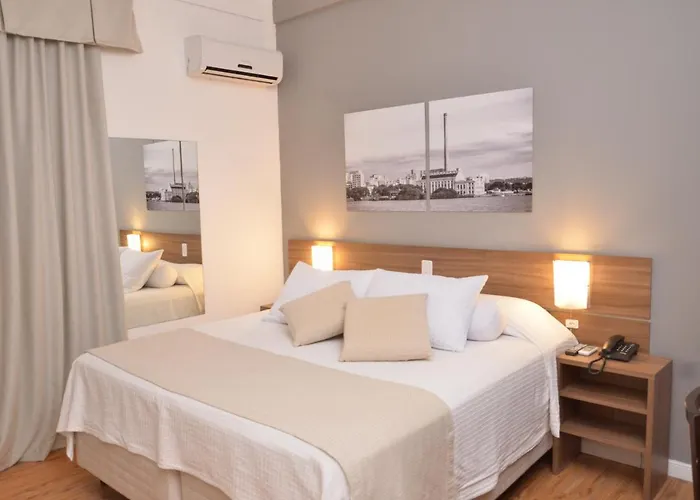 Hotel Acores Premium- 5 Minutos Do Moinhos De Vento 3*
