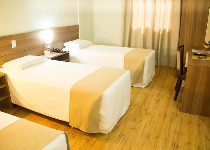 Hotel Acores Premium- 5 Minutos Do Moinhos De Vento 3*