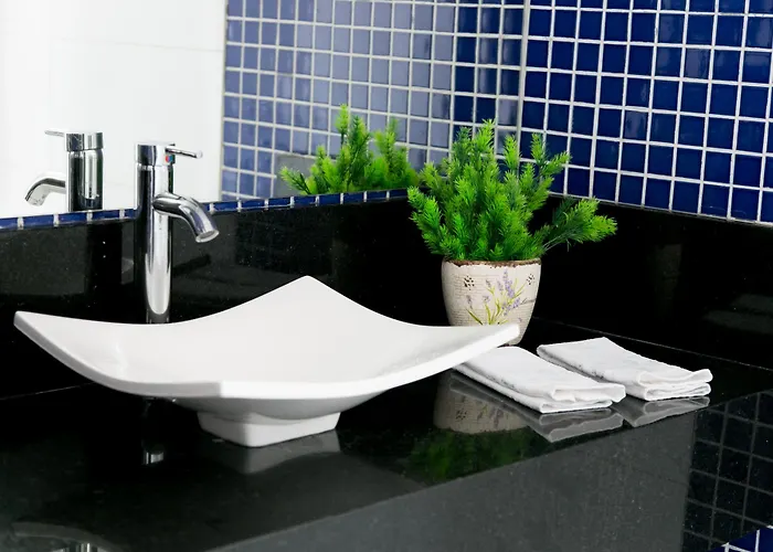 Hotel Acores Premium- 5 Minutos Do Moinhos De Vento 3*